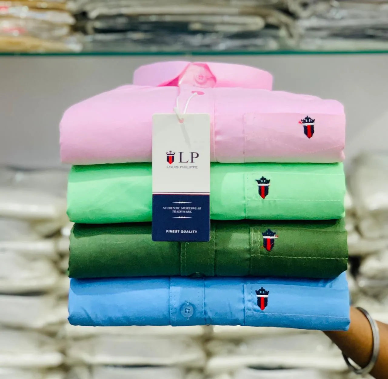 Louis Philippe – Luxury You Can Wear